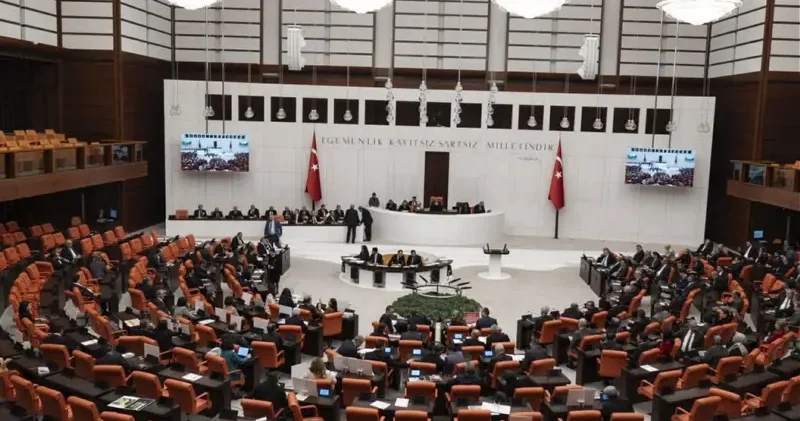 Torba yasada neler var, Meclis’ten geçti mi? Doğum izni 24 hafta oldu mu? Bu haftanın TBMM gündemi Son Dakika Haberleri