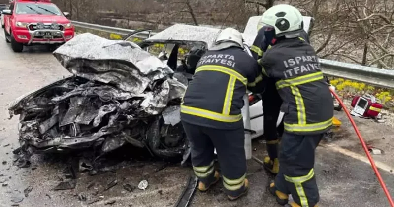 Feci kaza nişanlı çifti hayattan kopardı