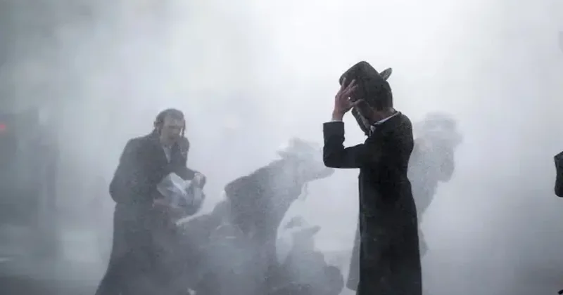 İsrail de Yahudiler polisle çatıştı: Sokaklar savaş alanına döndü!