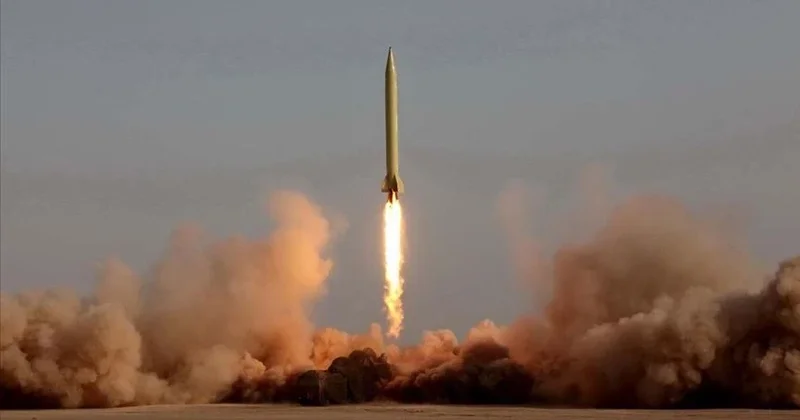 İran’dan 4 bin km ötedeki üsse saldırı