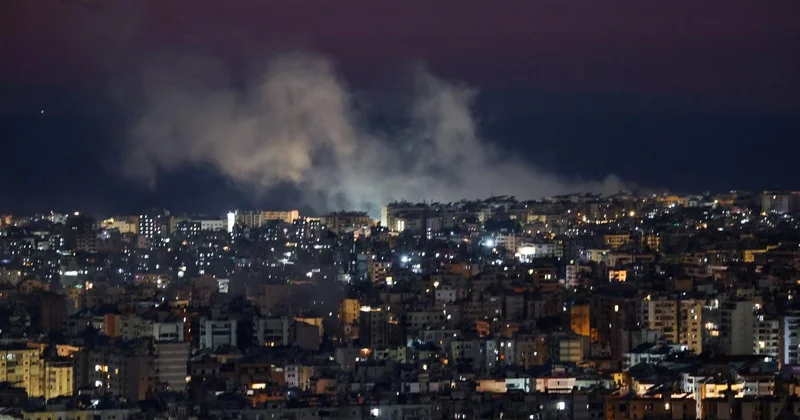 İşgalci İsrail, Lübnan ın güneyindeki Kasımiye Köprüsü nü bombaladı