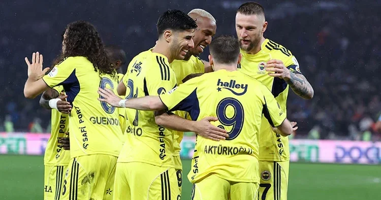 En süper üçlü Fenerbahçe de!