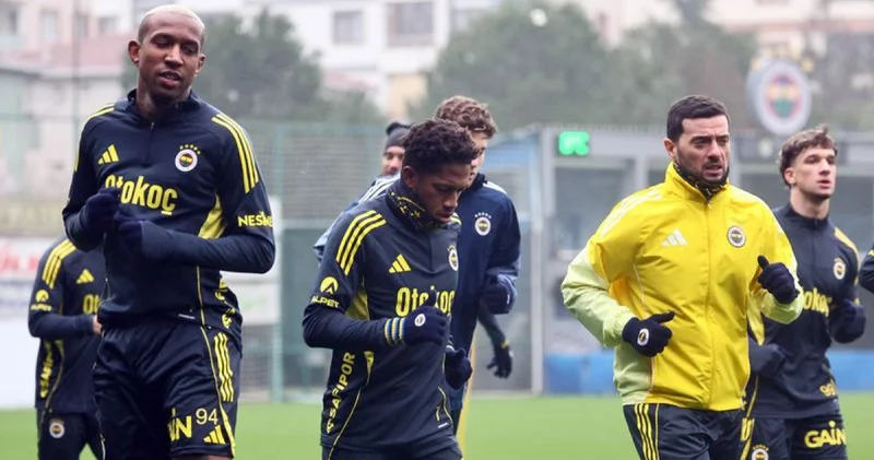 Fenerbahçe, 3 günlük iznin ardından Beşiktaş maçı hazırlıklarına başladı! Fenerbahçe Haberleri