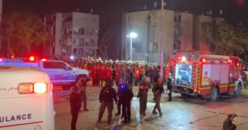 Son Dakika İsrail: Arad kentinde 7 si ağır 64 kişi yaralandı