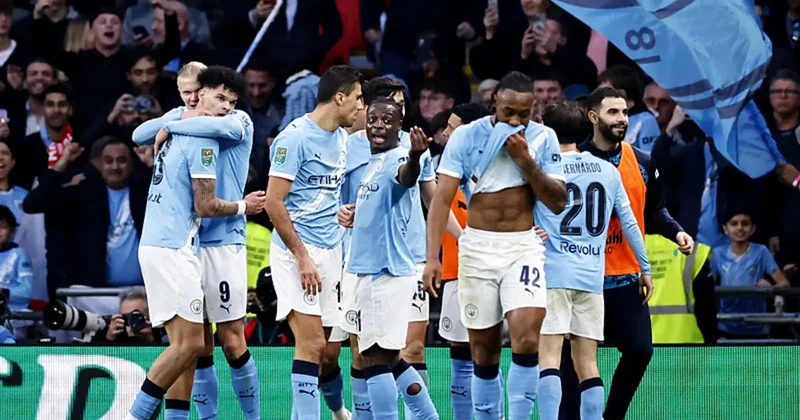 İngiltere Lig Kupası’nda şampiyon Manchester City!