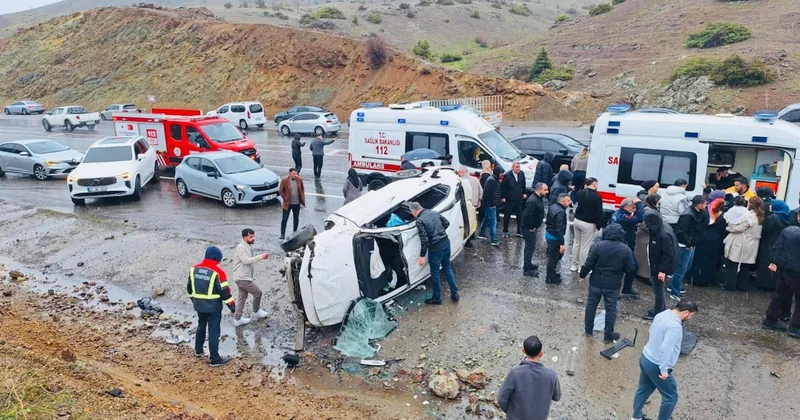 Bingöl Diyarbakır yolunda kaza: Otomobil devrildi, 4 yaralı Sözcü Gazetesi