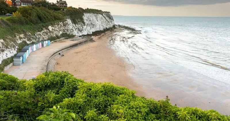 Dünyanın en uzun sahil yürüyüş yolu: 4 bin 327 kilometrelik rota Sözcü Gazetesi