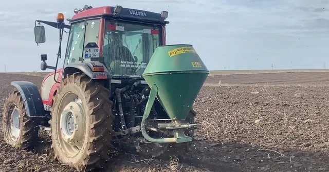 Adilcevaz da arpa ekimine başlandı Bitlis Haberleri