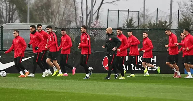 A Milli Futbol Takımı’nda Barış Alper Yılmaz ve Uğurcan Çakır antrenmanda yer almadı! Romanya maçı hazırlıkları sürdü Fanatik Gazetesi Futbol Haberleri Spor