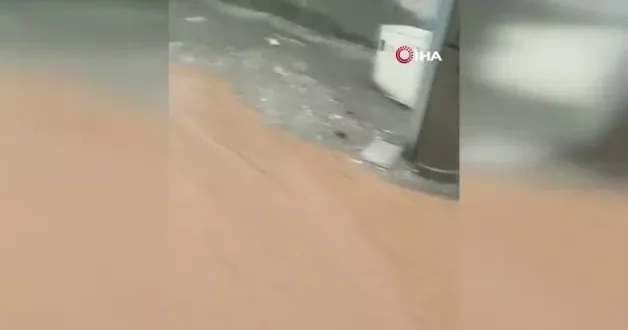 Şanlıurfa sele teslim oldu: Cadde ve sokaklar göle döndü
