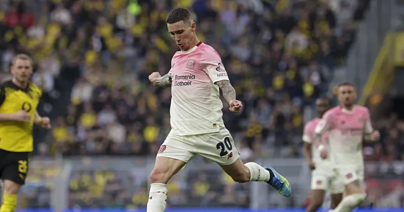 Beşiktaş tan Alejandro Grimaldo hamlesi!