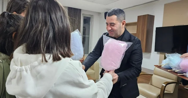 AK Parti Gaziantep Milletvekili Bünyamin Bozgeyik: 23 Nisan çocuklarımızın umudunun sembolüdür Gaziantep Haberleri