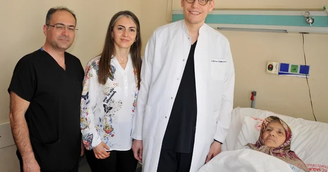 Yumurtalık kanseri teşhisi konulan hasta 12 günde sağlığına kavuştu Karın ağrısıyla gitti, multidisipliner tedaviyle kanseri yendi Denizli Haberleri