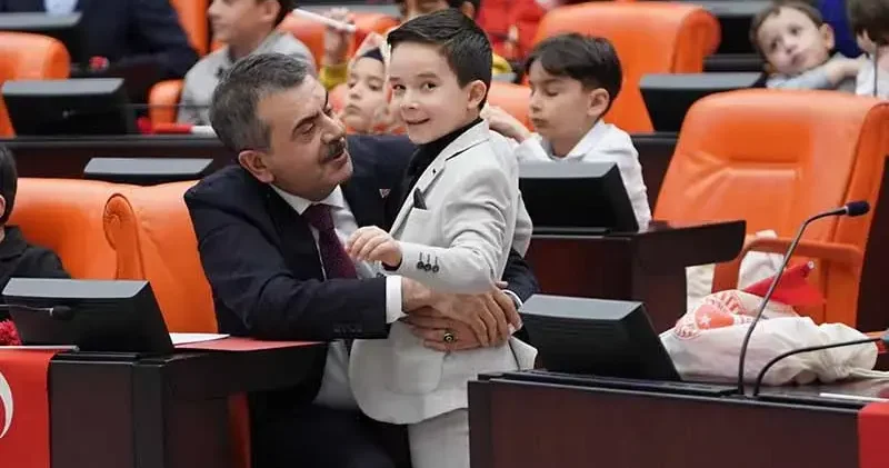 Bakan Tekin: Çocuklarımızın güvenliği için gereken her adım atılacak