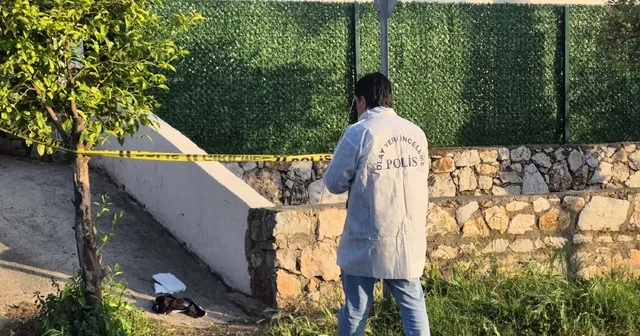 Bodrum da evinin bahçesinde bıçaklanan kadın yaralandı Muğla Haberleri