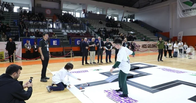 İnegöl ün mucitleri robotlarını yarıştırdı Bursa Haberleri