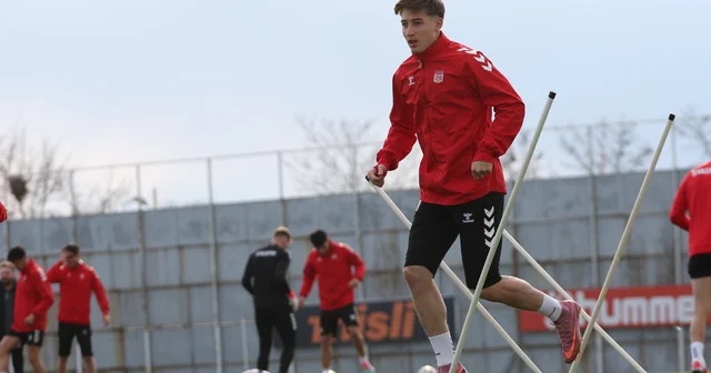 Sivasspor, Iğdır FK maçı hazırlıklarına başladı Sivas Haberleri