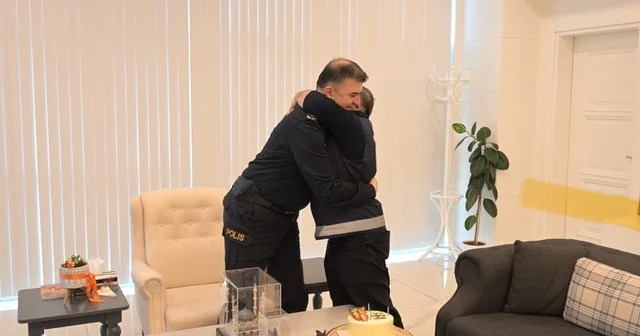 Polis olma hayali kuran gencin özel günü Emniyet te kutlandı Edirne Haberleri