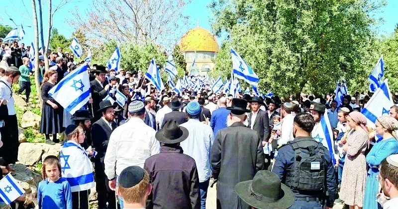 Bütün dinlere savaş Dünya Haberleri