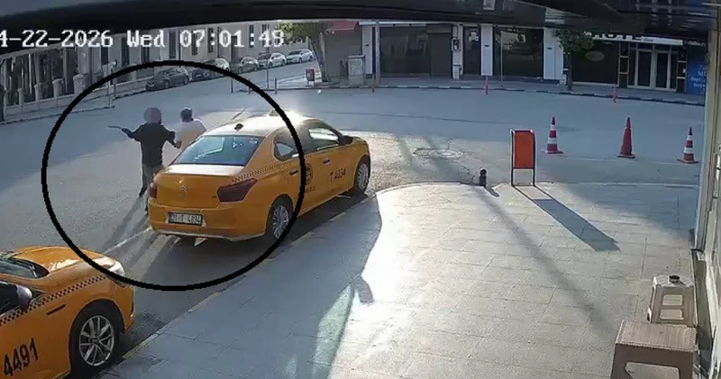 O anlar kamerada... Yemek yok cevabını beğenmedi, satırla dehşet saçtı! Son dakika haberleri