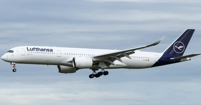 Savaş havacılık sektörünü vurdu! Dev şirket binlerce uçuşu iptal etti