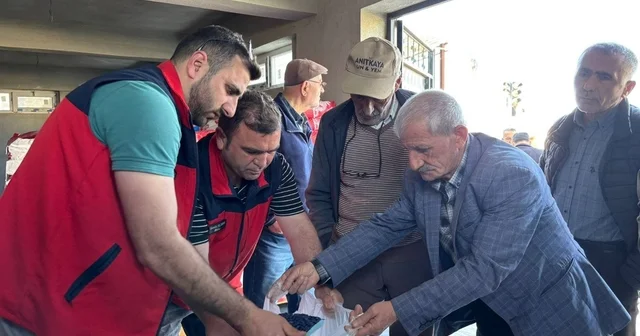 Üreticilere hibe destekli ayçiçeği tohumu dağıtıldı Afyonkarahisar Haberleri