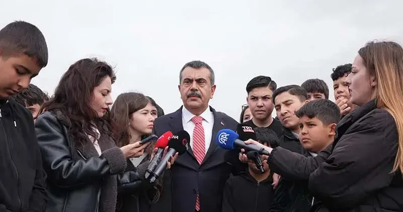 Bakan Tekin: Okullarda güvenlik tedbirlerini alacak bir dizi etkinlik başlattık