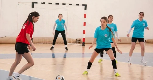 Bahar Şenlikleri futsal müsabakasıyla başladı Erzincan Haberleri