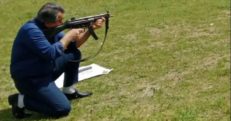 Milli eğitim müdürü müsün, Milli Savunma Bakanı mı? Sözcü Gazetesi