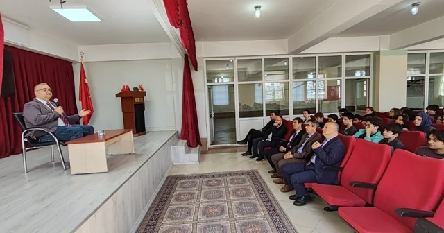 Kütahya da Sürdürülebilir Toplumlar temalı bilim söyleşisi Kütahya Haberleri