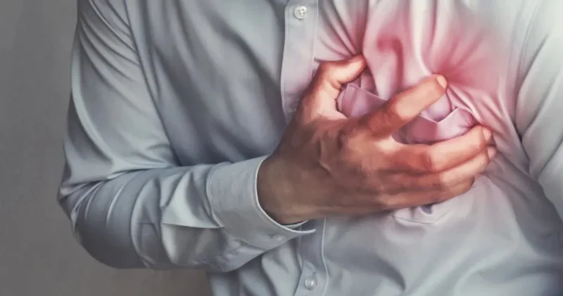 Kardiyoloji profesörü erkenden belirti vermiyor diyerek uyardı: 7 riski taşıyan hastaneyi ihmal etmesin