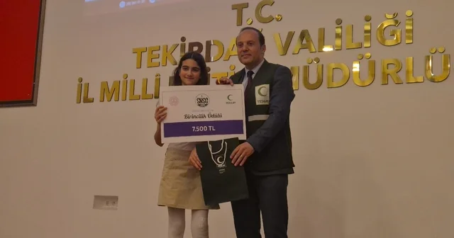 Tekirdağ da Sağlıklı Nesil Sağlıklı Gelecek yarışmasında dereceye giren öğrenciler ödüllerini aldı Tekirdağ Haberleri