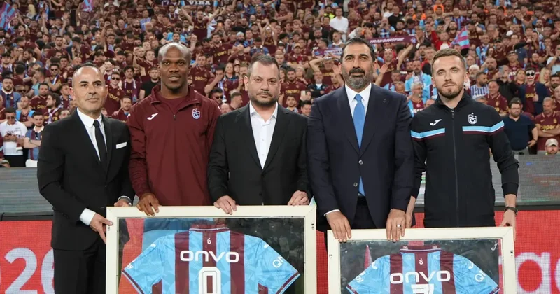 Trabzonspor final öncesi iki oyuncuya veda etti