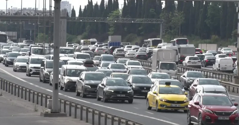 Kurban Bayramı tatilinin başlamasıyla TEM’de yoğunluk oluştu