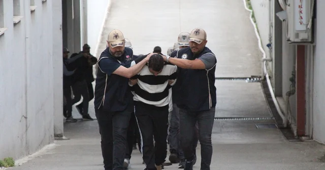 Adana da DEAŞ ın uyuyan hücresine operasyon: 16 gözaltı Adana Haberleri