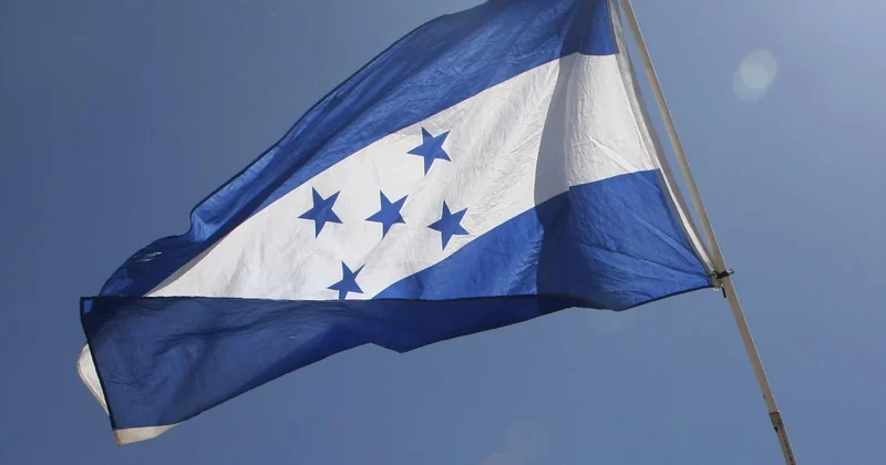 Honduras ta düzenlenen 2 ayrı saldırıda 6 sı polis 24 kişi öldürüldü