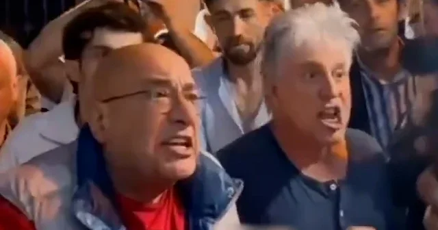 CHP’lilerden il başkanlığı önünde “Neden kimse gelmedi?” tepkisi VİDEO İZLE
