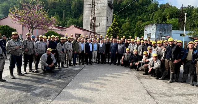 GMİS yönetim kurulu üyeleri madencilerle bayramlaştı Zonguldak Haberleri