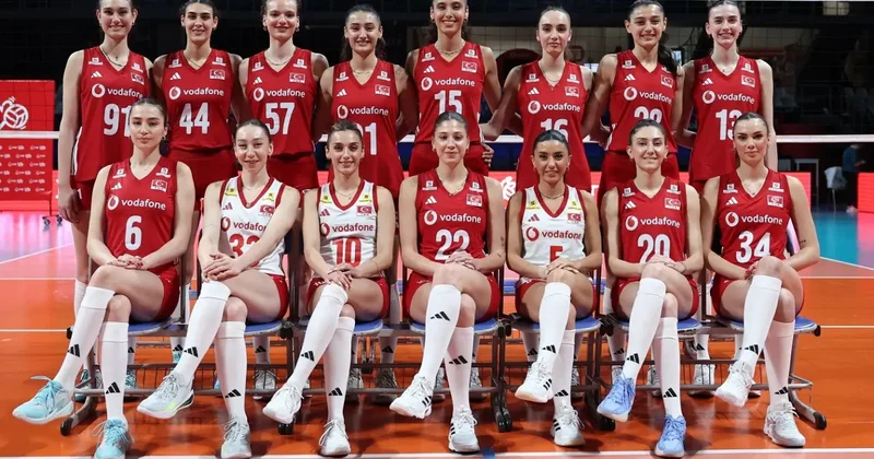 Filenin Sultanları Polonya yı devirdi