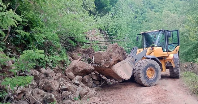 Ordu da son 24 saatte 214 heyelan meydana geldi Ordu Haberleri