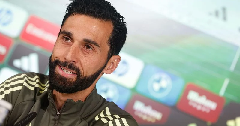 Arbeloa, Real Madrid deki geleceğini duyurdu