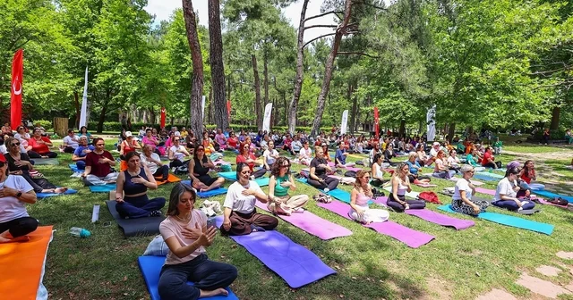 Çamlık Kent Ormanında doğa ve huzur dolu buluşma Denizli, Dünya Yoga Gününde Büyükşehir ile nefes aldı Denizli Haberleri Habertürk Yerel Haberler