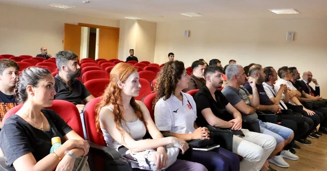 İşitme Engelliler Voleybol Türkiye Şampiyonası final müsabakaları başlıyor Afyonkarahisar Haberleri Habertürk Yerel Haberler