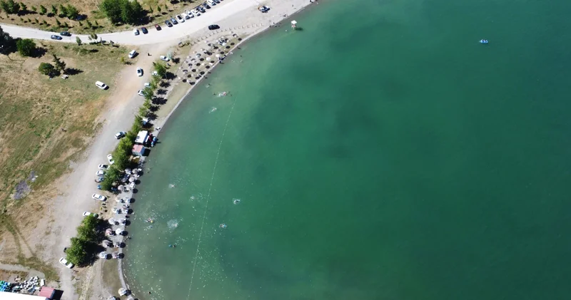 Doğudaki tatilcilerin gözdesi: Hazar Gölü