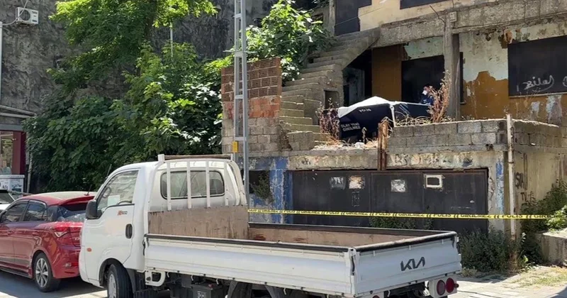 Metruk Binada Ceset Bulundu