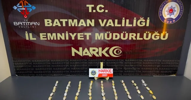 Batman da inanılmaz olay: 4 yolcunun midesinden 353 parça halinde 2 kilo 700 gram uyuşturucu çıktı Batman Haberleri Habertürk Yerel Haberler