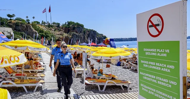 Büyükşehir zabıtasından Dumansız plaj uygulaması denetimi Kurallara uymayana cezai işlem uygulanacak Antalya Haberleri Habertürk Yerel Haberler
