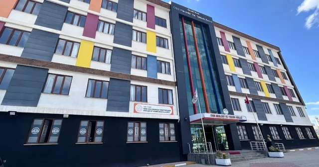 Van OSB Mesleki ve Teknik Anadolu Lisesi geleceğin meslek sahiplerini yetiştiriyor Van Haberleri Habertürk Yerel Haberler