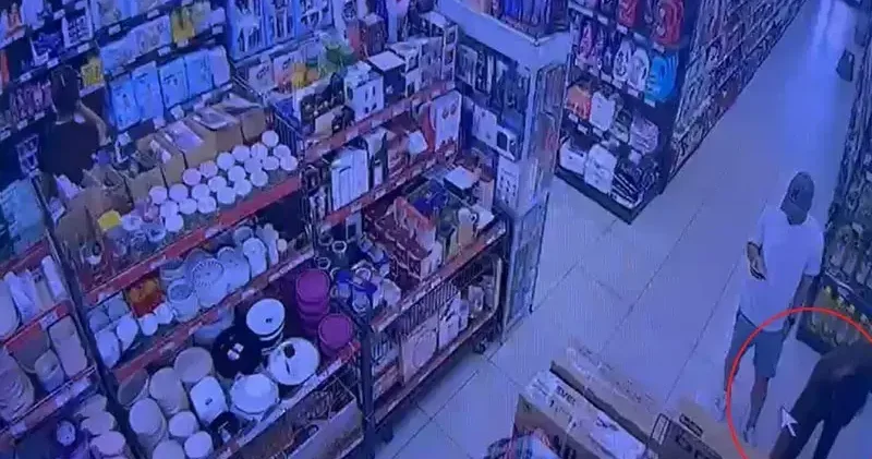 Zincir marketten televizyon çalan şüpheli tutuklandı