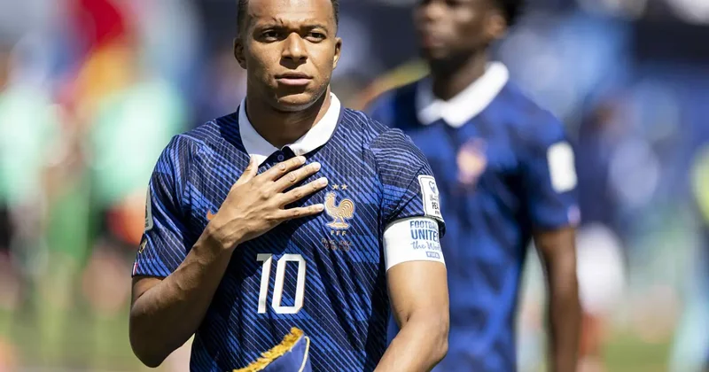 Mbappe den Messi ve Ronaldo sözleri! Tüm zamanların en iyisi olarak görüyorum